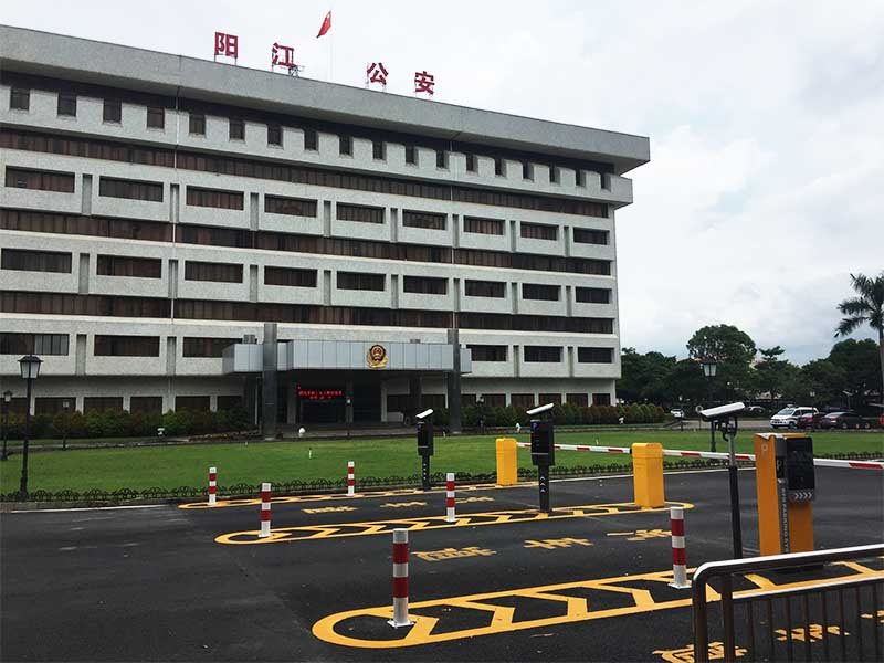 銳方達(dá)科技無(wú)人值守停車場(chǎng)管理系統(tǒng)有什么優(yōu)勢(shì)？